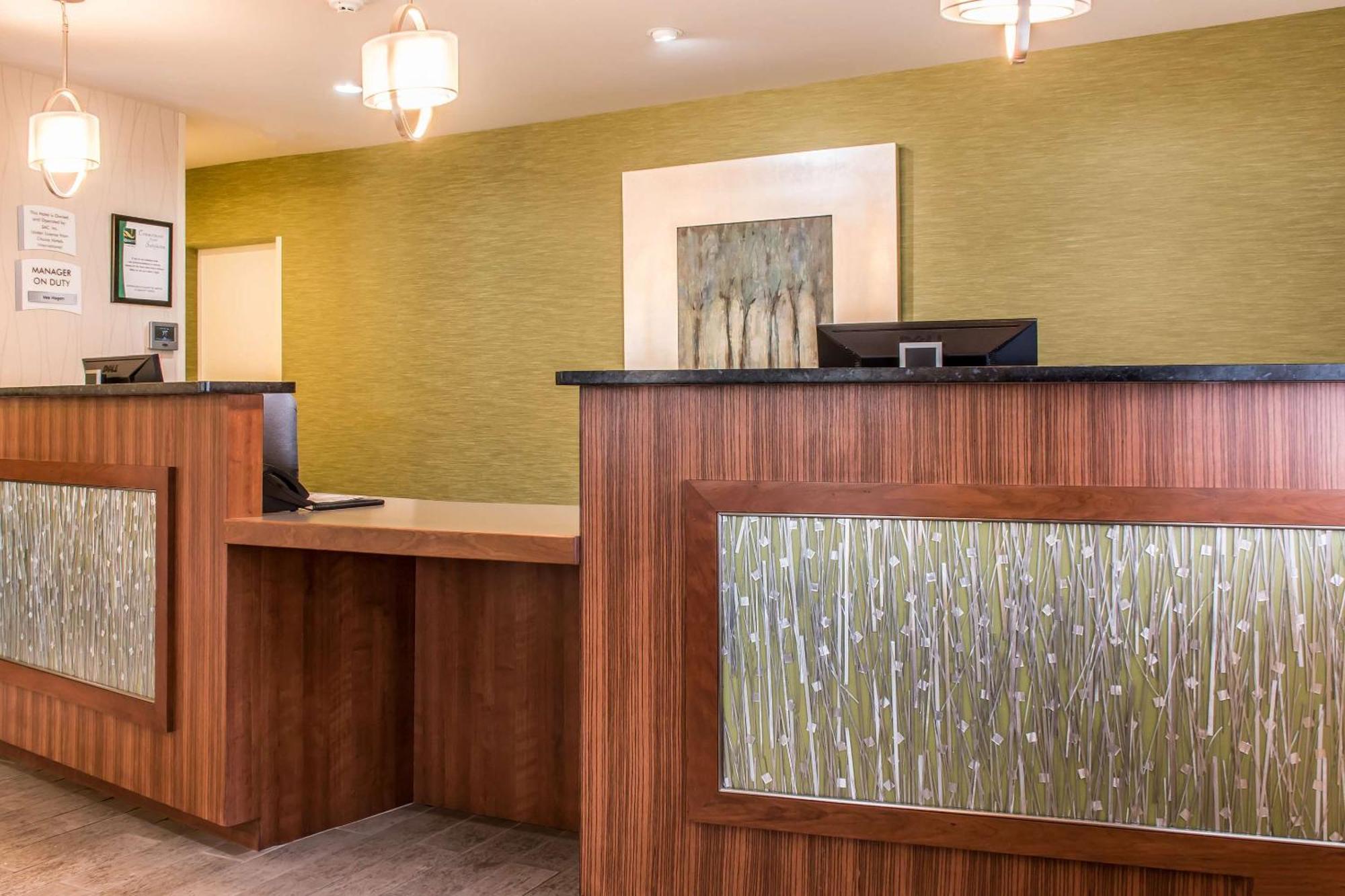 Quality Inn Bedford Bagian luar foto