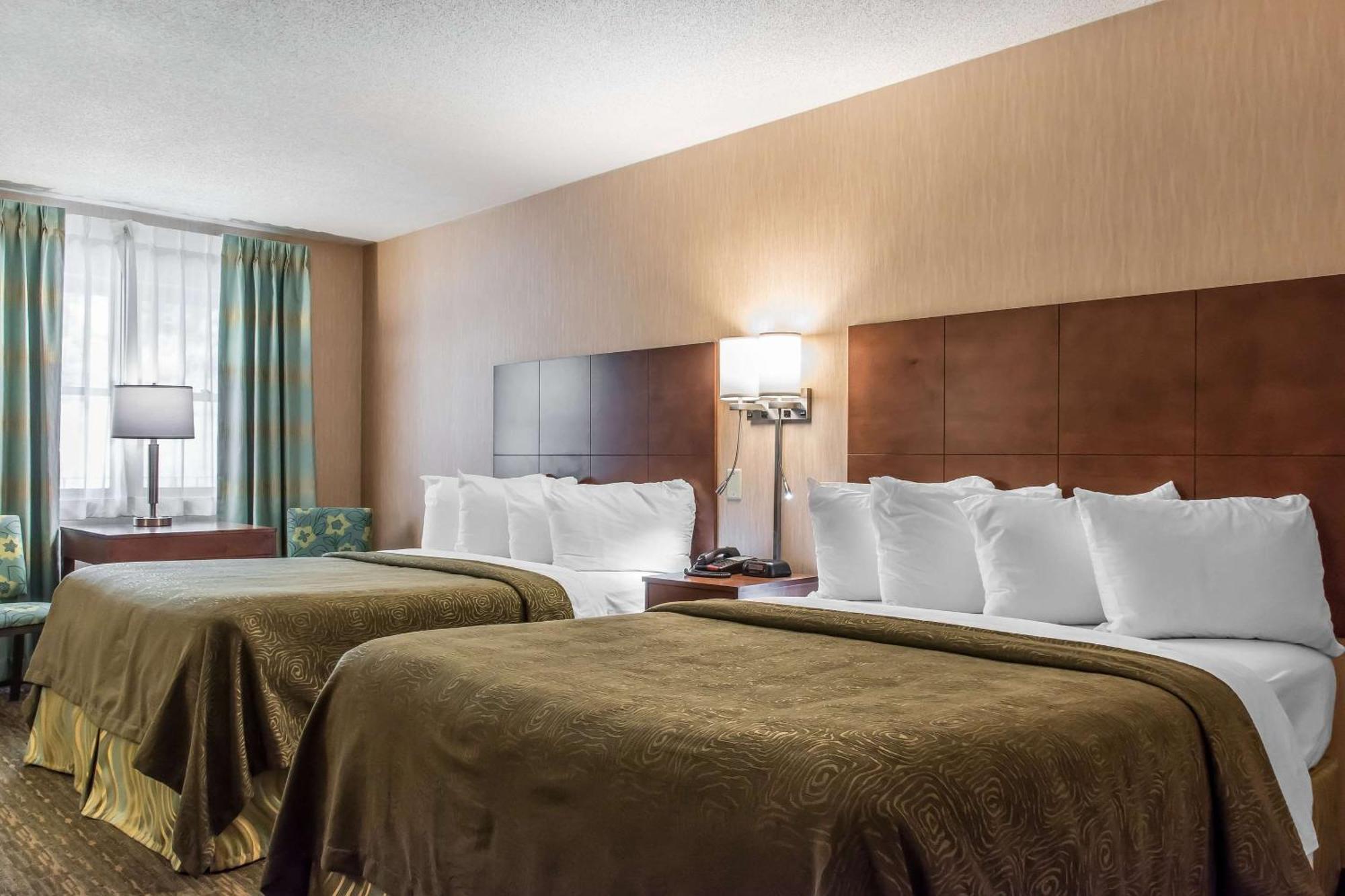 Quality Inn Bedford Bagian luar foto